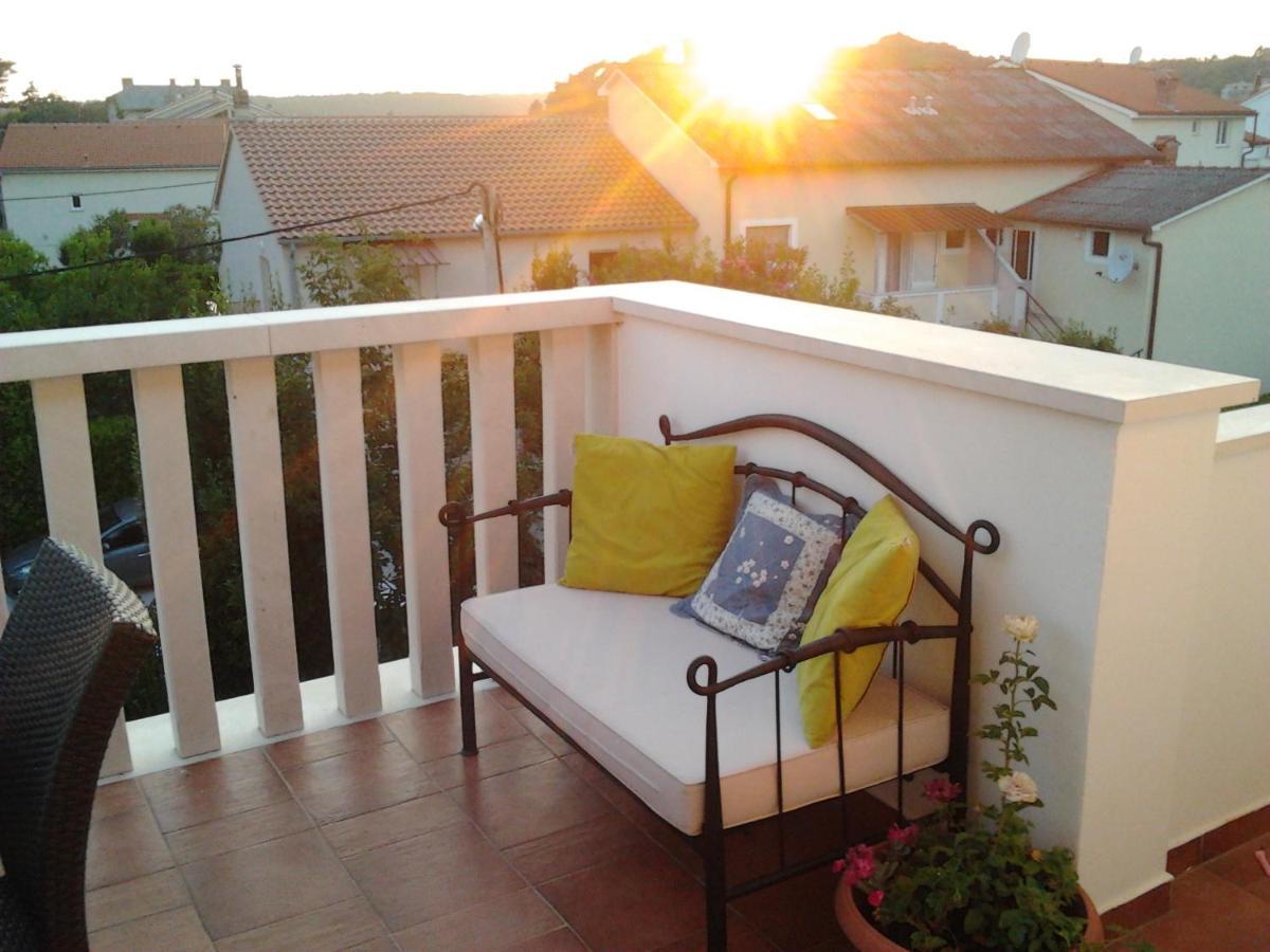 Sunshine Apartment Palit Bagian luar foto